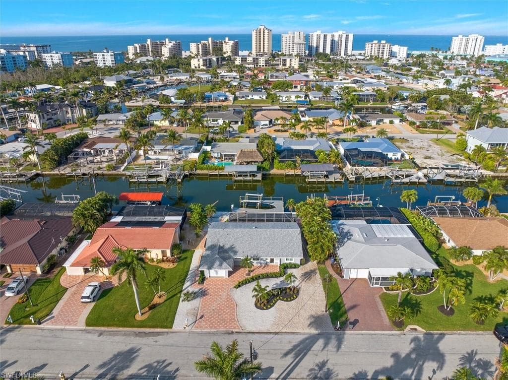 16 Palmview BLVD-40
