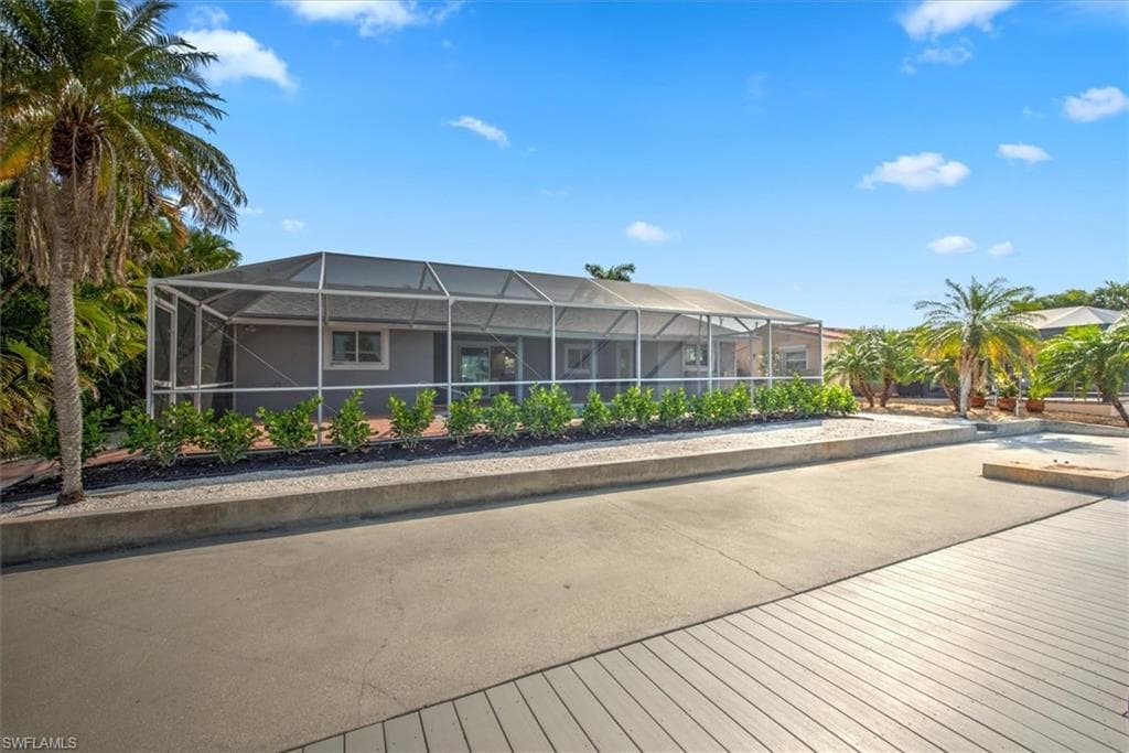 16 Palmview BLVD-18