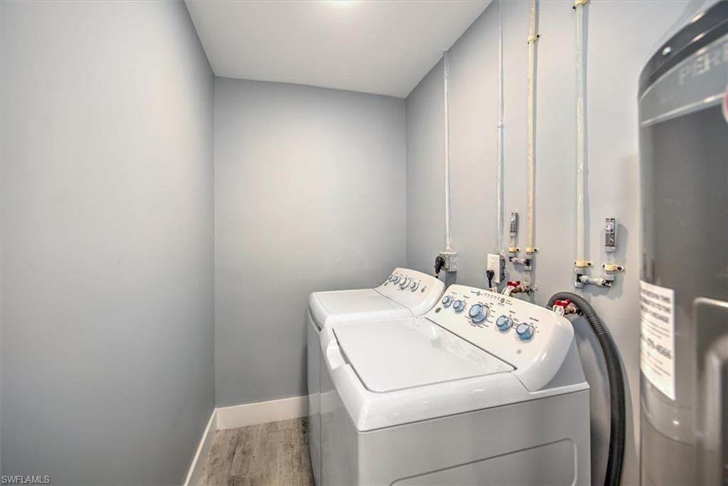 127 Albatross ST-21