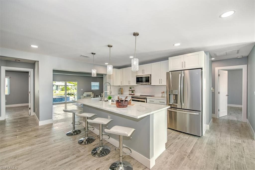 127 Albatross ST-4