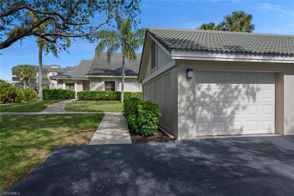 301 Arbor Lake DR # 101, NAPLES FL 34110-3