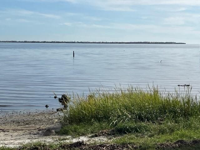 23024 Central AVE, PORT CHARLOTTE FL 33980-24