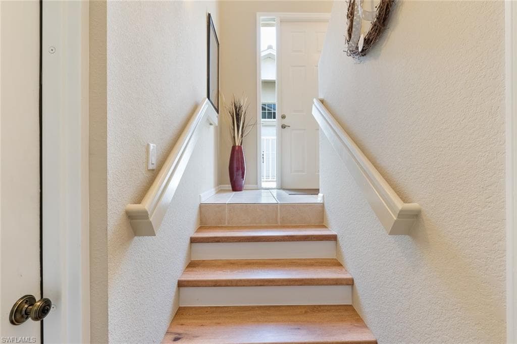 3300 Coconut Island DR # 201, ESTERO FL 33928-4