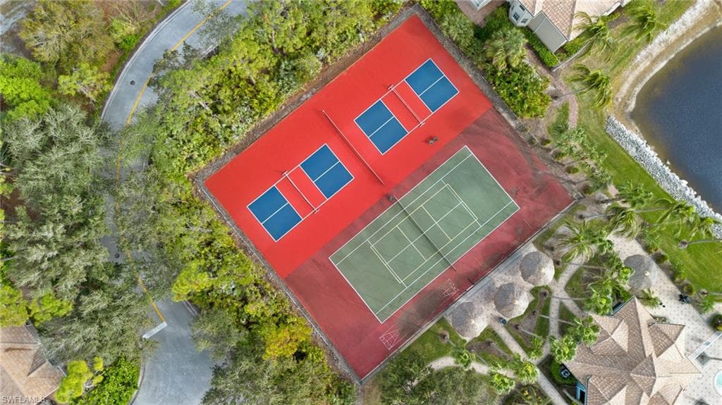 3300 Coconut Island DR # 201, ESTERO FL 33928-38