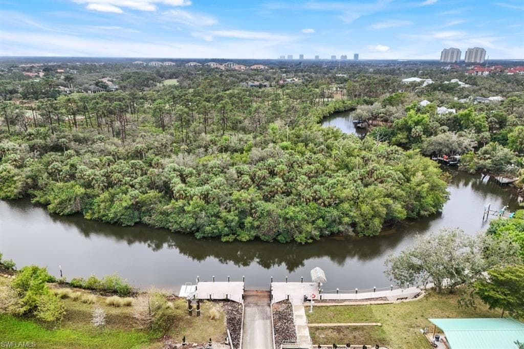 4620 Candlestick CT E, ESTERO FL 33928-28