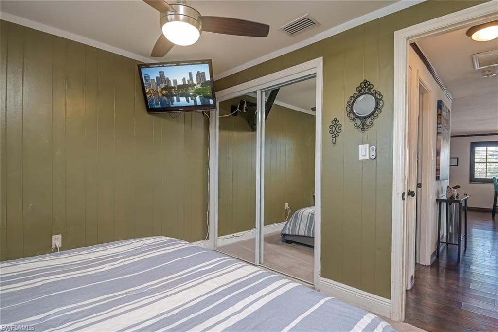115 Eucalyptus CT, FORT MYERS BEACH FL 33931-16