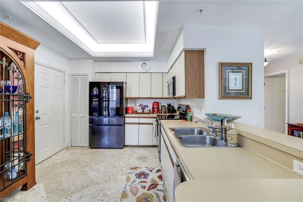 820 3rd ST S, NAPLES FL 34102-5