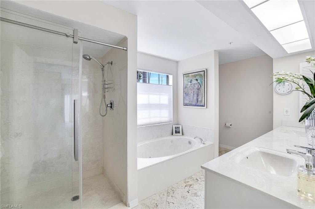 820 3rd ST S, NAPLES FL 34102-9