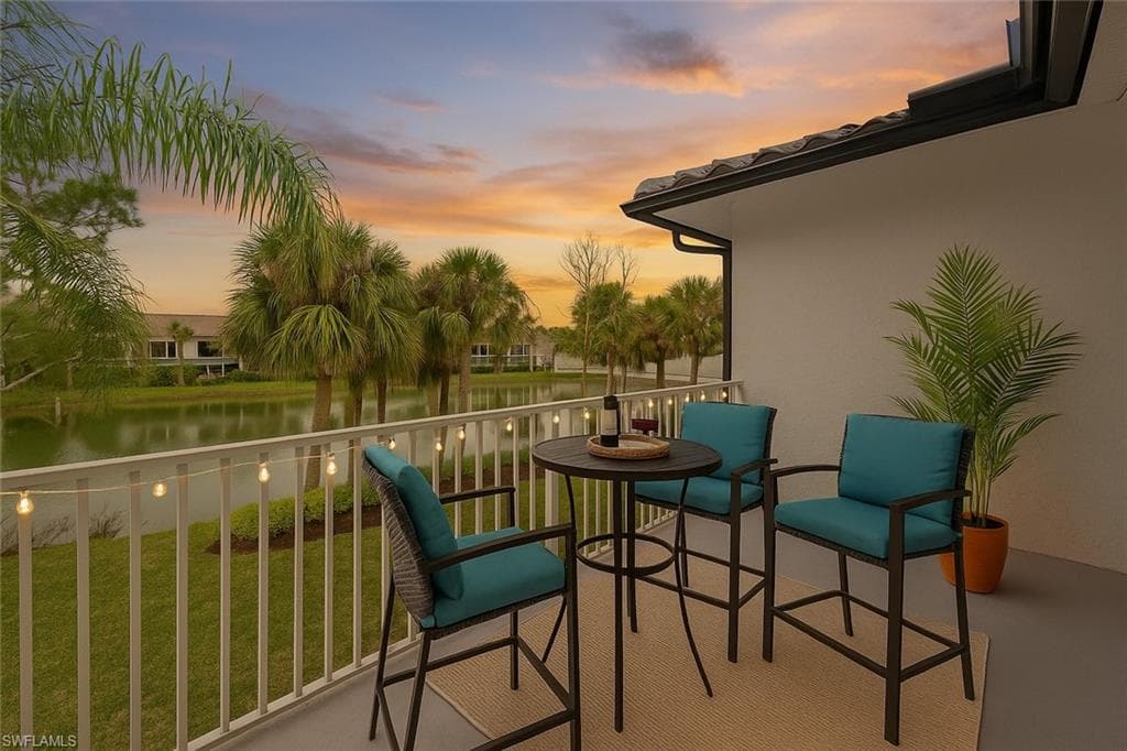 2155 Cay Lagoon DR # 424, NAPLES FL 34109-16