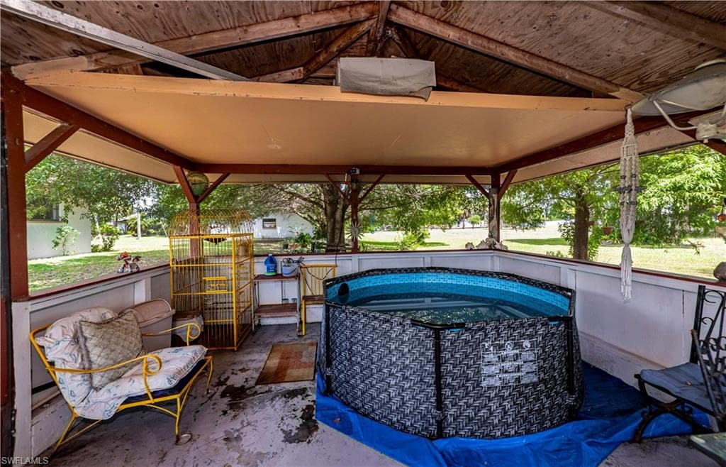 1038 Seminole CIR, MOORE HAVEN FL 33471-22