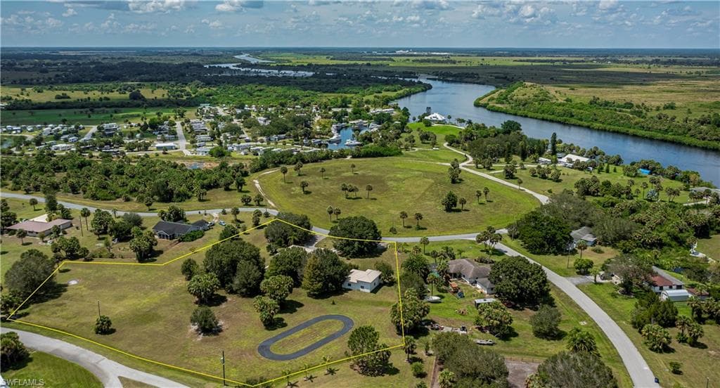 1038 Seminole CIR, MOORE HAVEN FL 33471-45