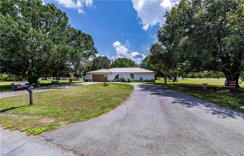 1038 Seminole CIR, MOORE HAVEN FL 33471-42