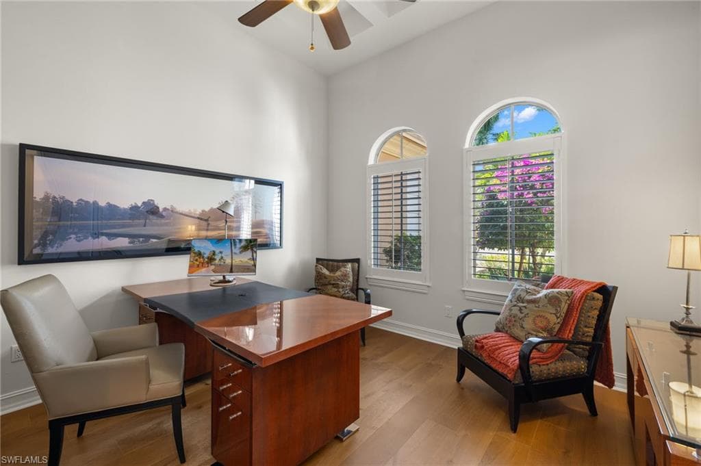 372 Cypress WAY W, NAPLES FL 34110-11