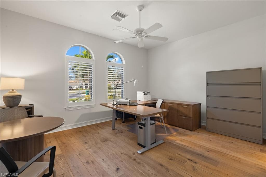 372 Cypress WAY W, NAPLES FL 34110-17