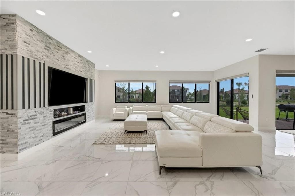 4761 Sophia DR, AVE MARIA FL 34142-16