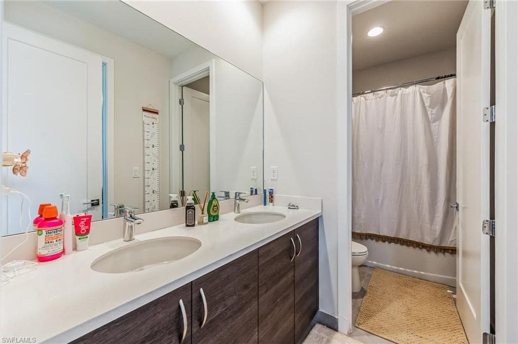 4761 Sophia DR, AVE MARIA FL 34142-32