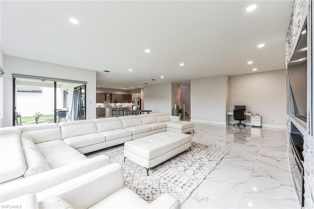 4761 Sophia DR, AVE MARIA FL 34142-17