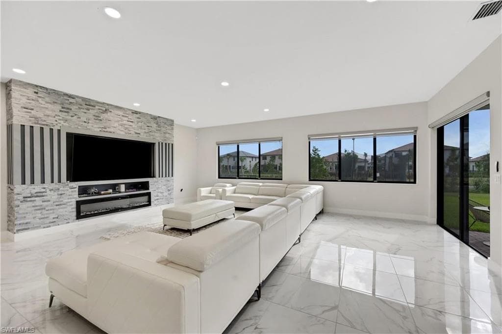 4761 Sophia DR, AVE MARIA FL 34142-14