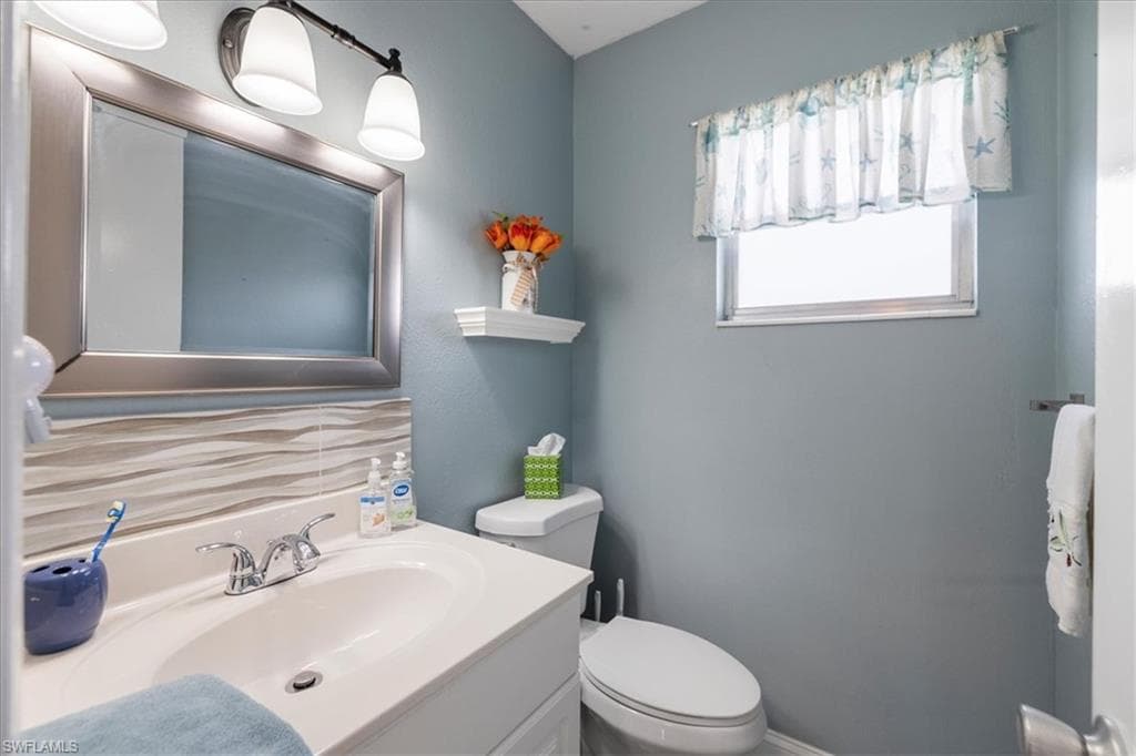 1429 Tropic TER, NORTH FORT MYERS FL 33903-10