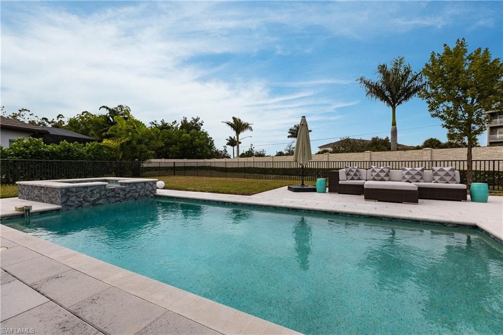 3778 Sapphire Cove CIR, NAPLES FL 34114-45