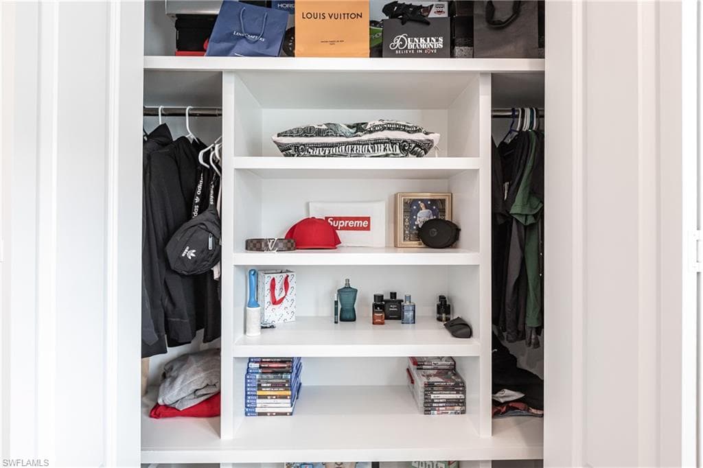 3778 Sapphire Cove CIR, NAPLES FL 34114-35