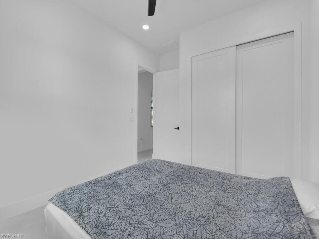 4160 River Grove LN-32