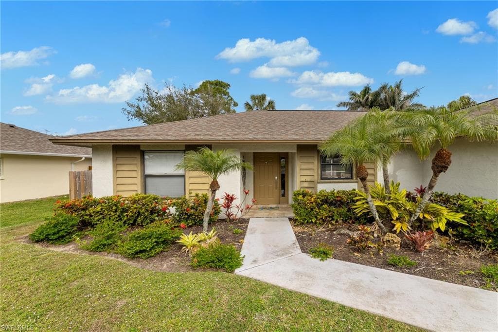 2451 River Reach DR, NAPLES FL 34104-32