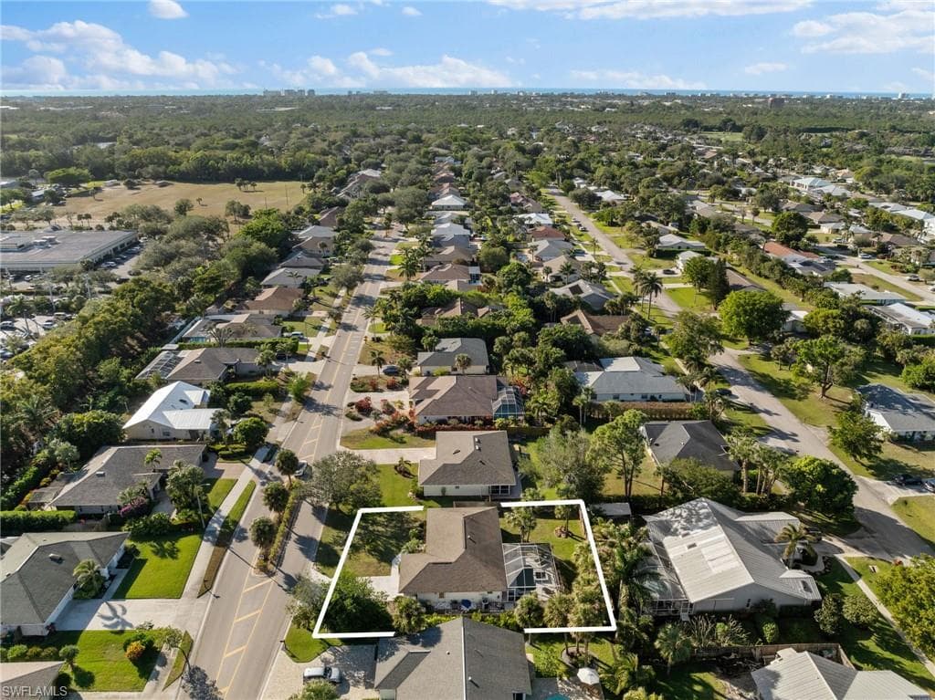 2451 River Reach DR, NAPLES FL 34104-30