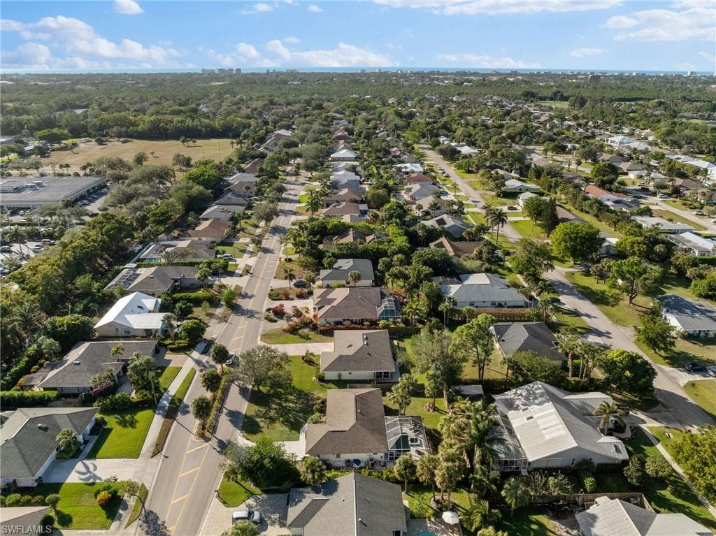 2451 River Reach DR, NAPLES FL 34104-38