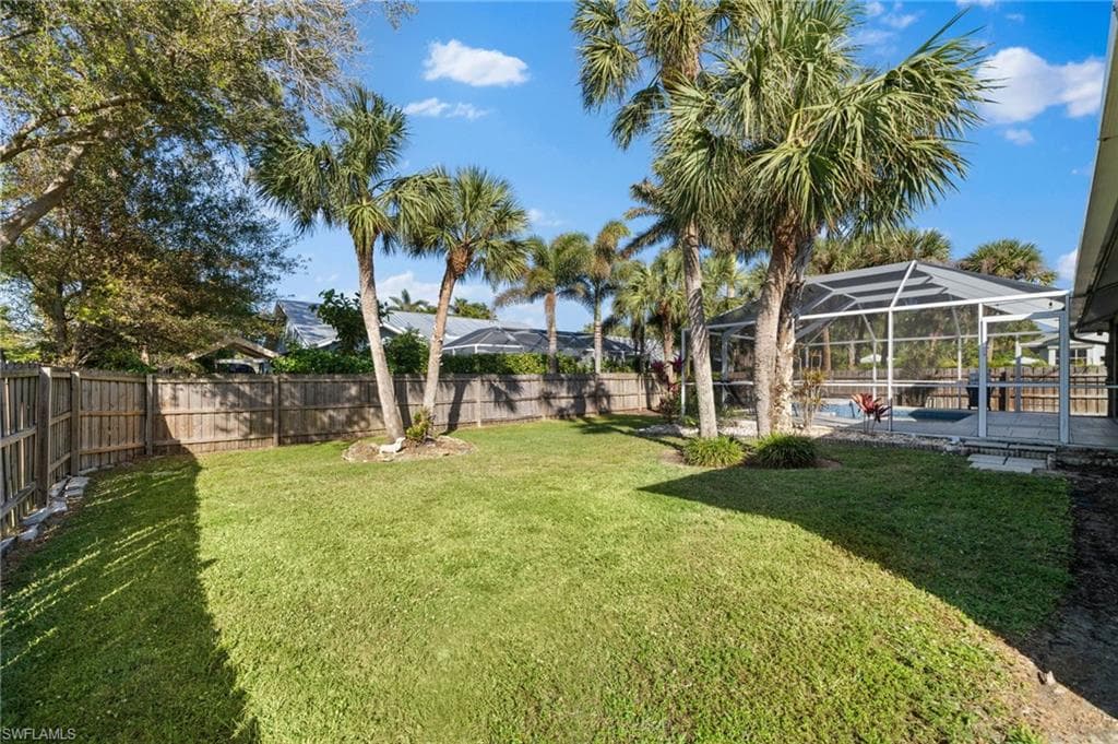 2451 River Reach DR, NAPLES FL 34104-28