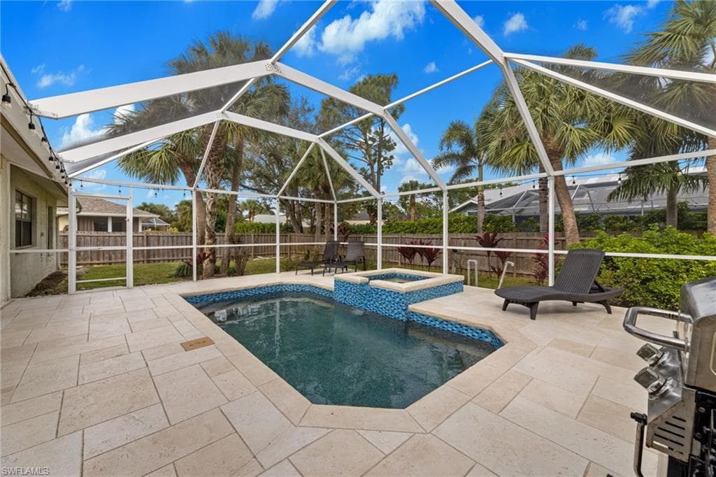 2451 River Reach DR, NAPLES FL 34104-24