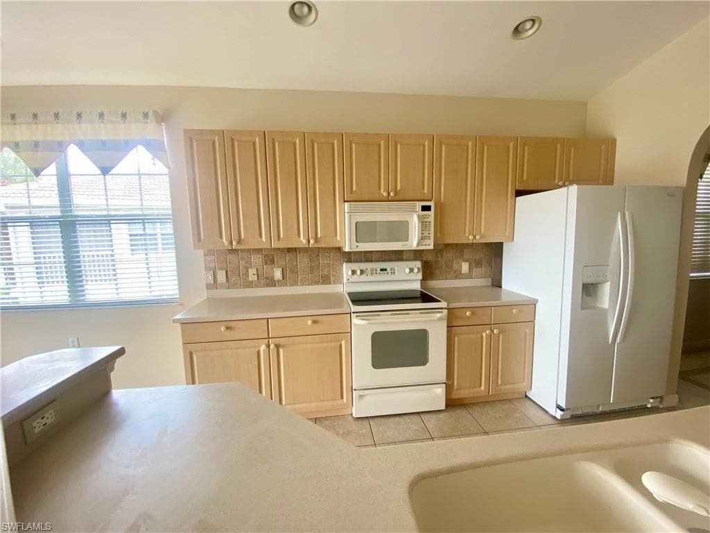 3054 Driftwood WAY # 4508, NAPLES FL 34109-1