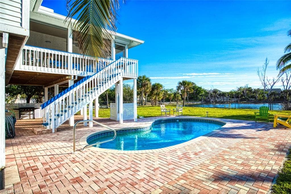 3131 Twin Lakes LN, SANIBEL FL 33957-5