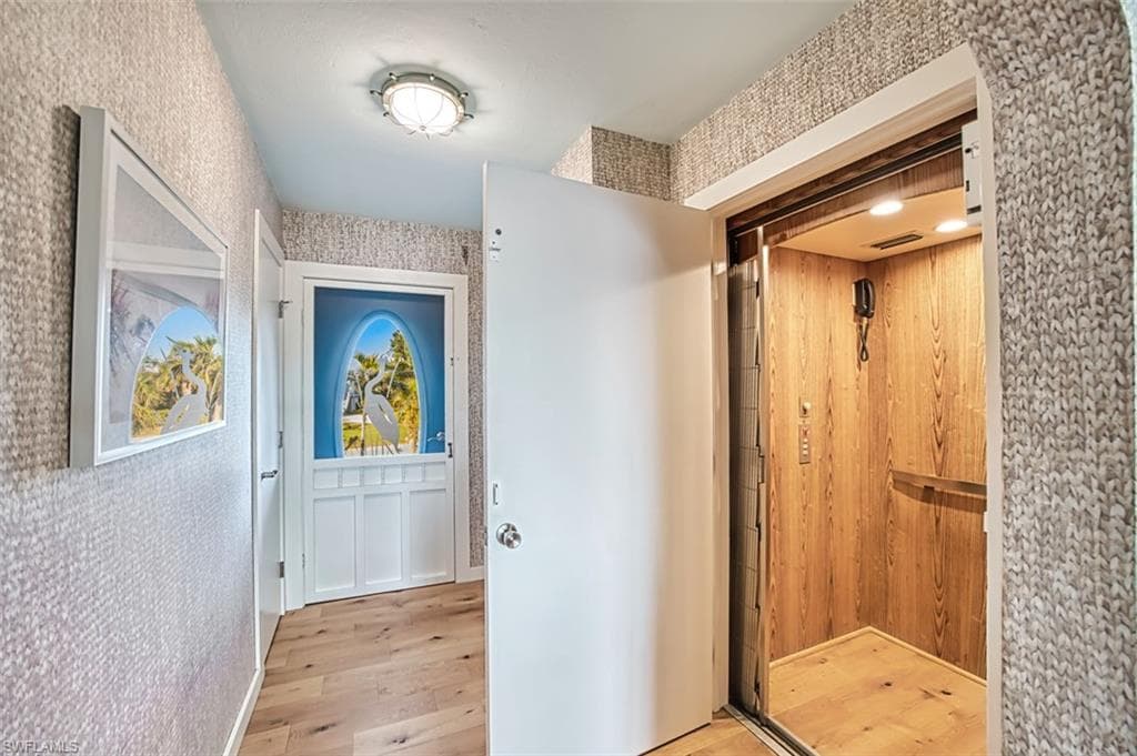 3131 Twin Lakes LN, SANIBEL FL 33957-11