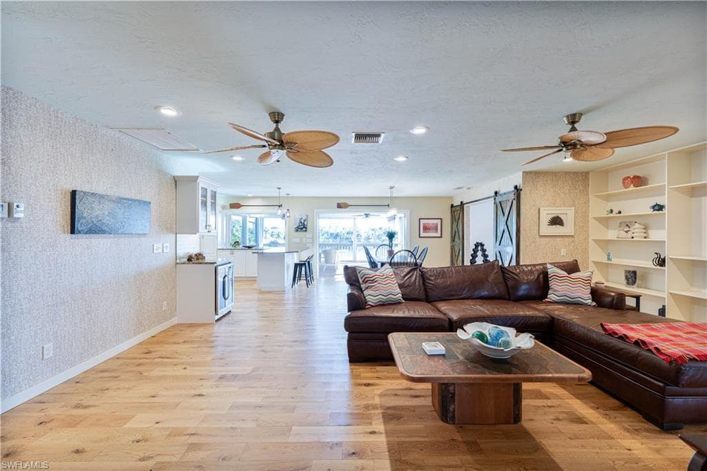 3131 Twin Lakes LN, SANIBEL FL 33957-19