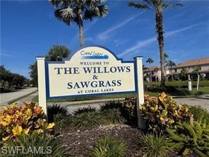 1406 Weeping Willow CT, CAPE CORAL FL 33909-2