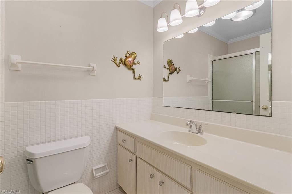 1500 Memoli LN # B5, FORT MYERS FL 33919-15