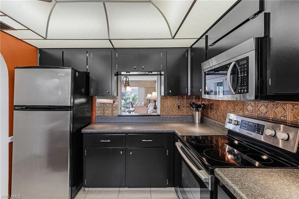 1500 Memoli LN # B5, FORT MYERS FL 33919-2