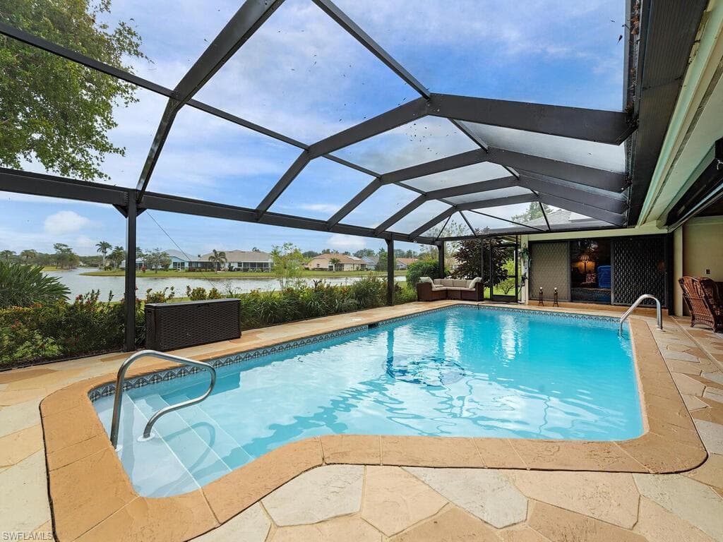 431 Forest Hills BLVD, NAPLES FL 34113-22