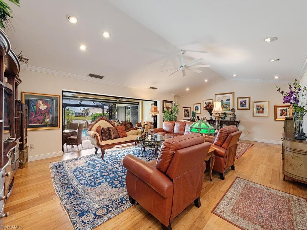 431 Forest Hills BLVD, NAPLES FL 34113-6