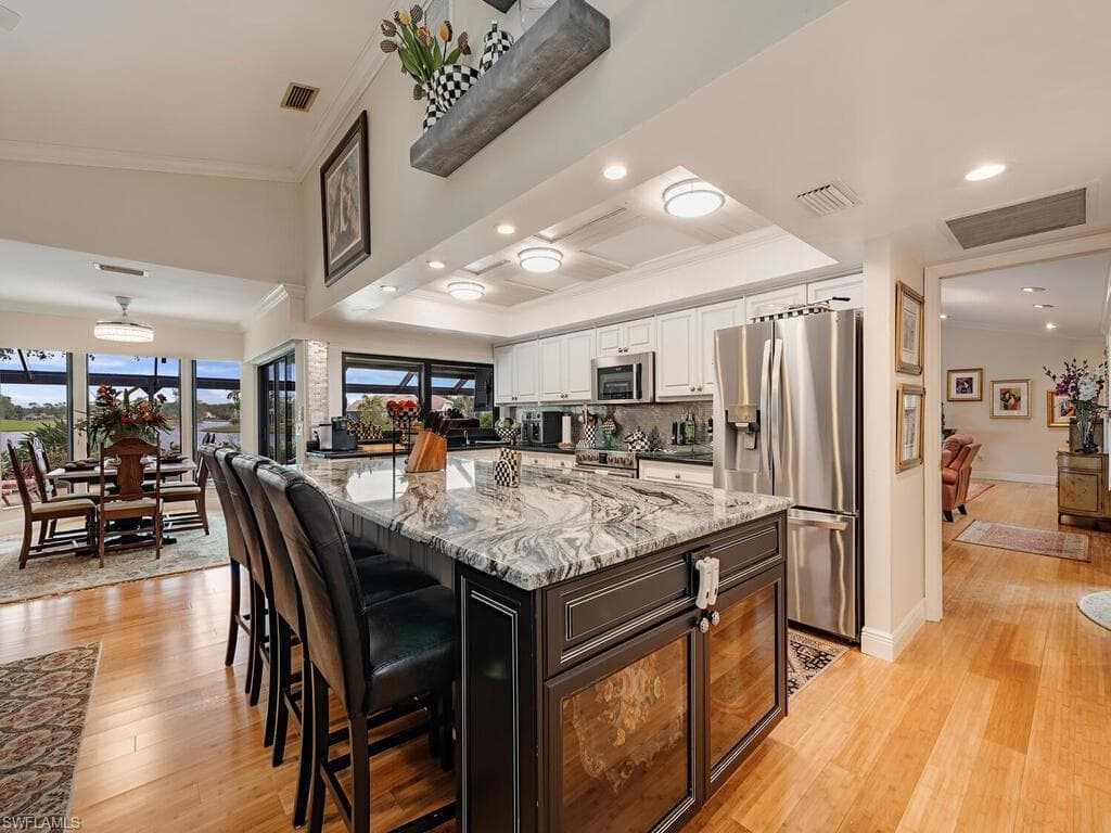 431 Forest Hills BLVD, NAPLES FL 34113-10