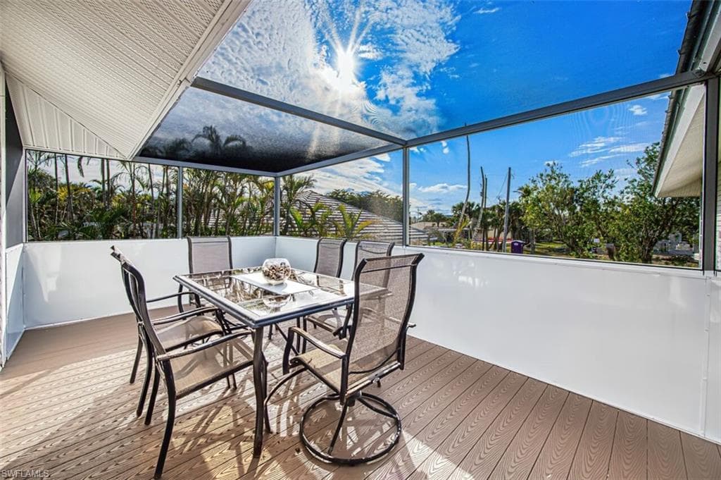 220 Palm Lake DR, SANIBEL FL 33957-25