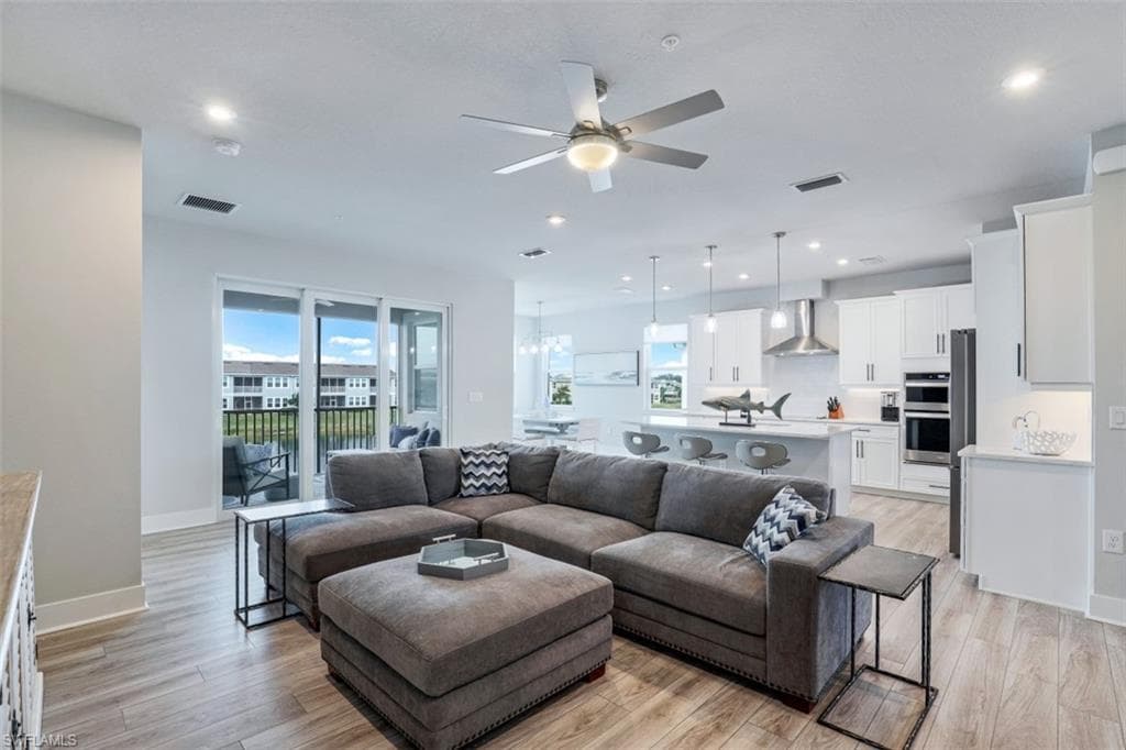 4705 Arboretum CIR # 203, NAPLES FL 34112-1