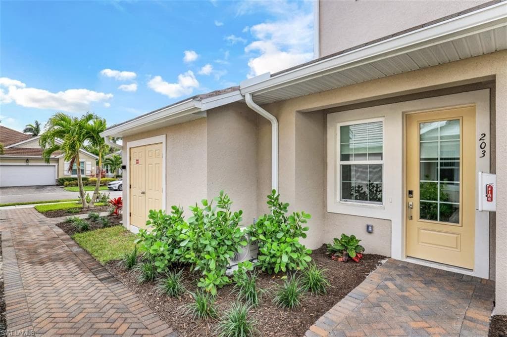 4705 Arboretum CIR # 203, NAPLES FL 34112-29