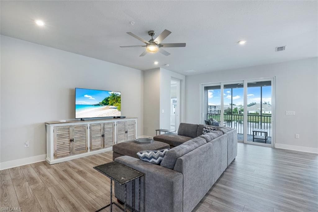 4705 Arboretum CIR # 203, NAPLES FL 34112-3