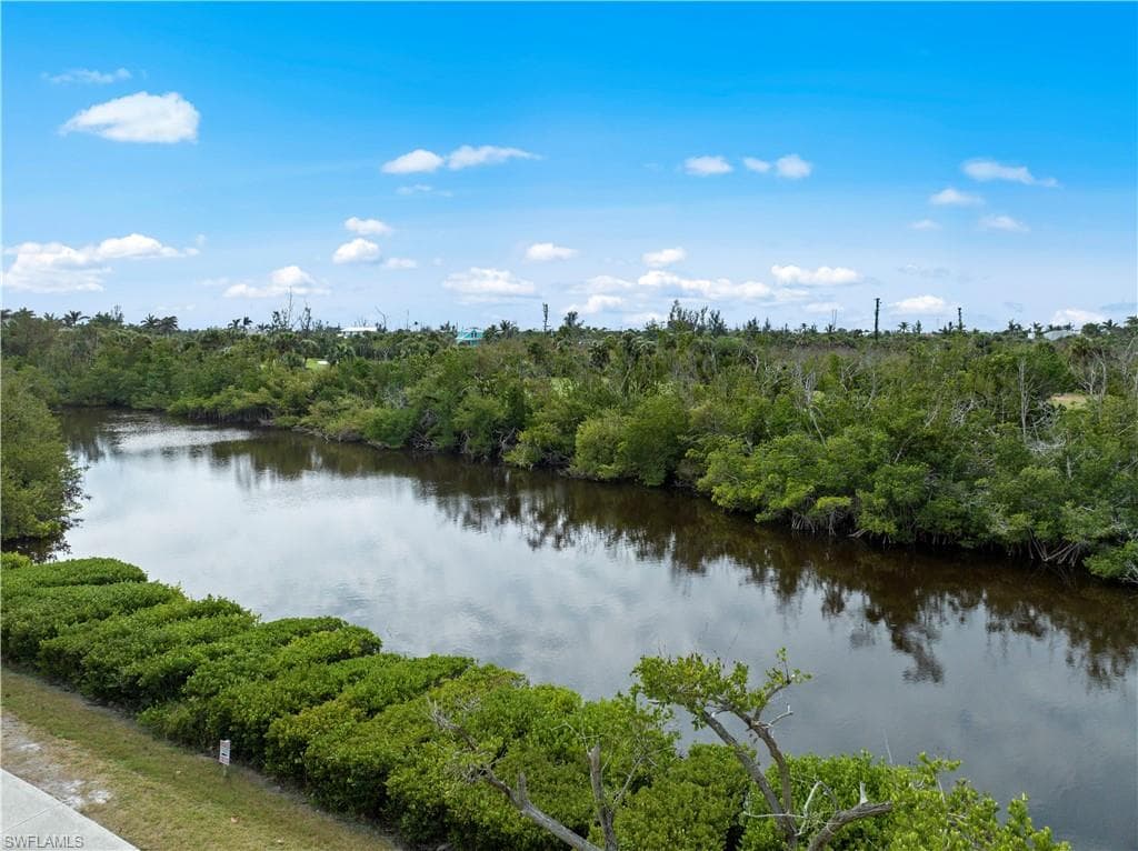 2605 Wulfert RD # 5, SANIBEL FL 33957-40