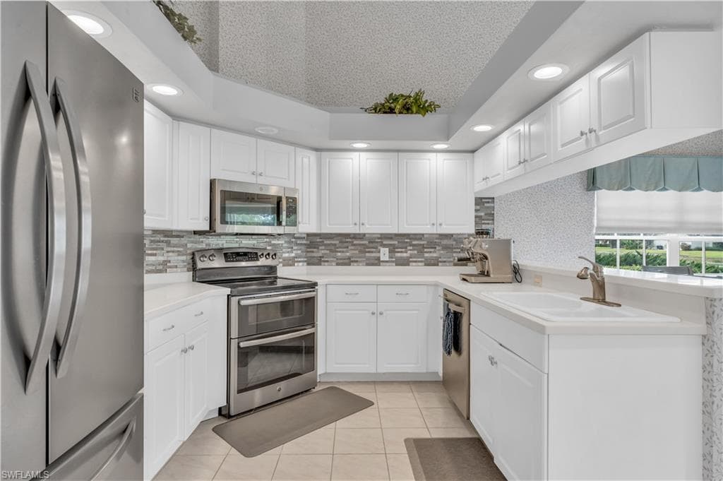 20090 Golden Panther DR # 4, ESTERO FL 33928-9
