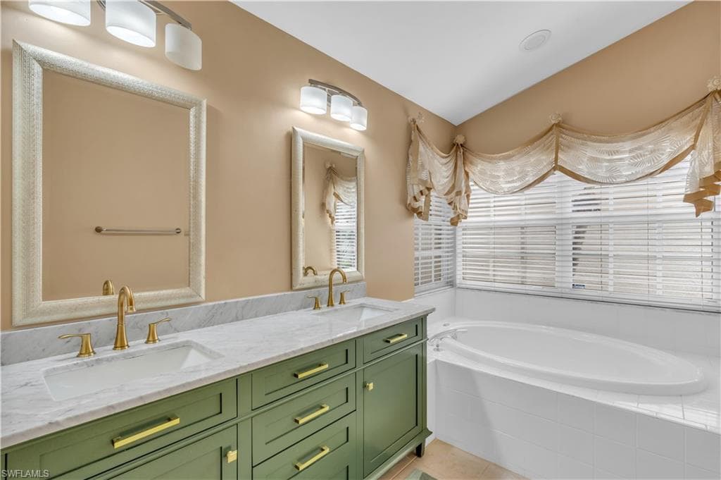 20090 Golden Panther DR # 4, ESTERO FL 33928-13