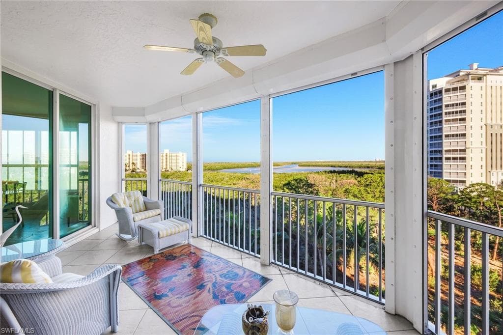 325 Dunes BLVD # 605, NAPLES FL 34110-6