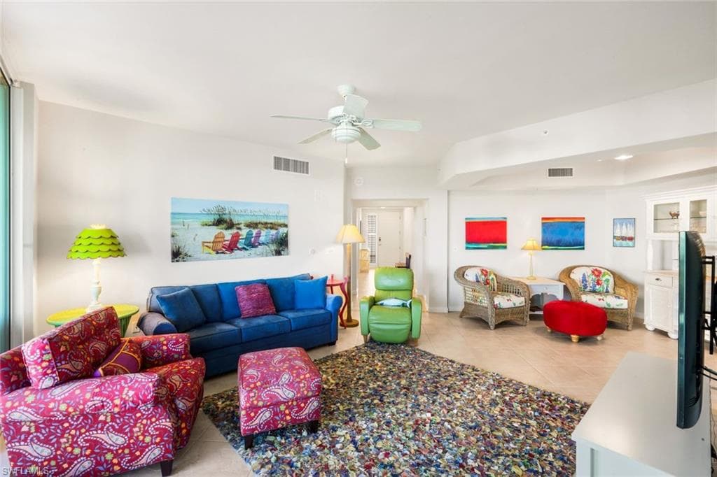 325 Dunes BLVD # 605, NAPLES FL 34110-14